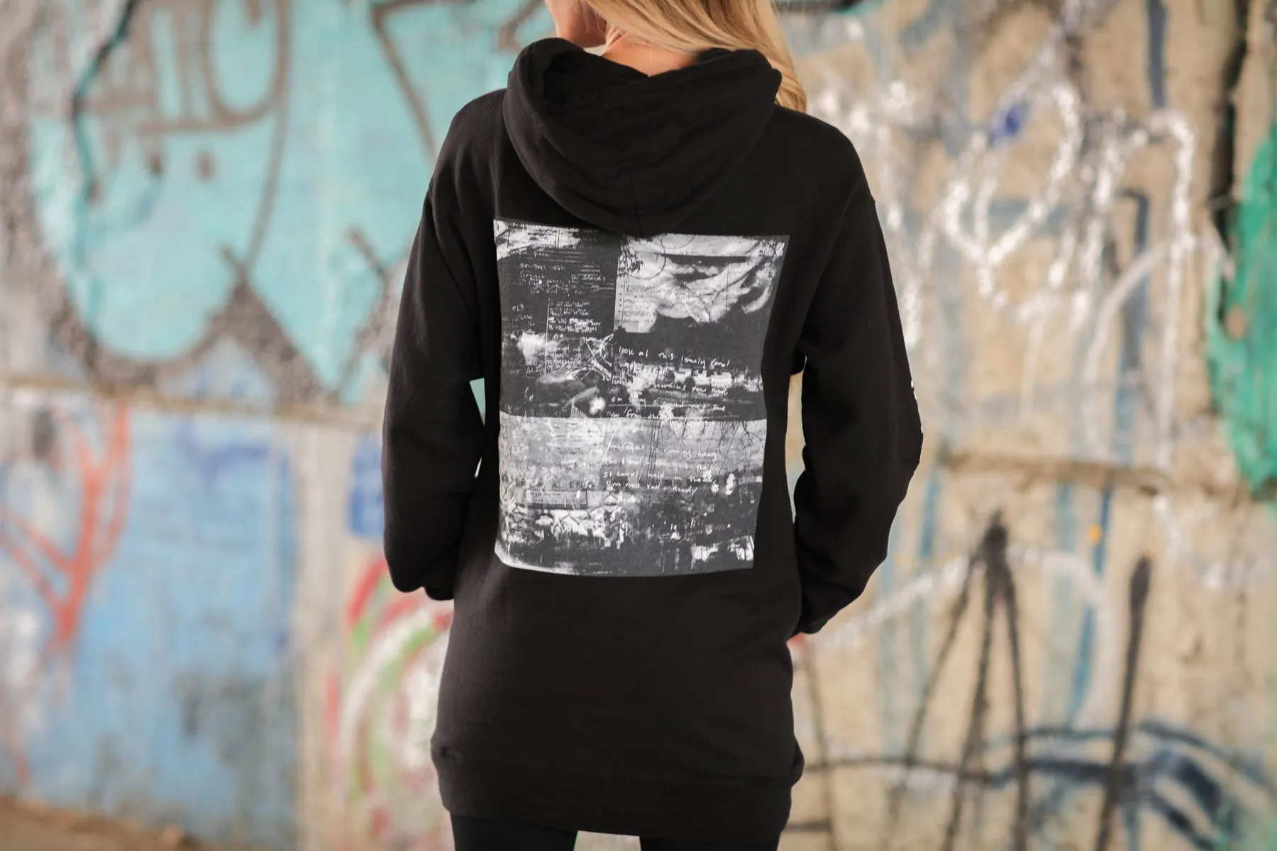 Hotel Kalifornia Logo Pullover Hoodie (Black)