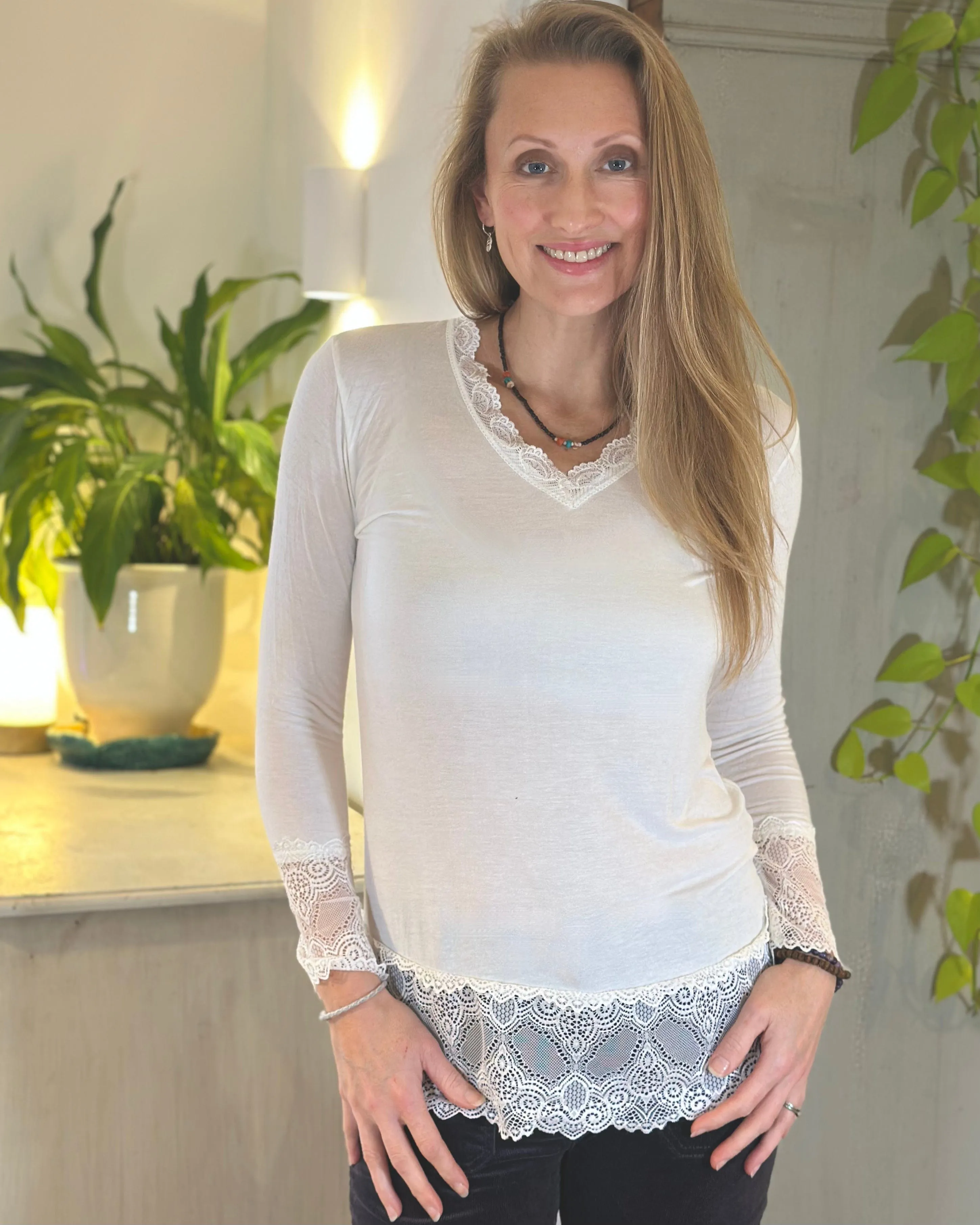 Lace Detail Long Sleeved Top - White