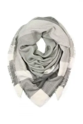 Mountain Babe Plaid Blanket Scarf (Gray)