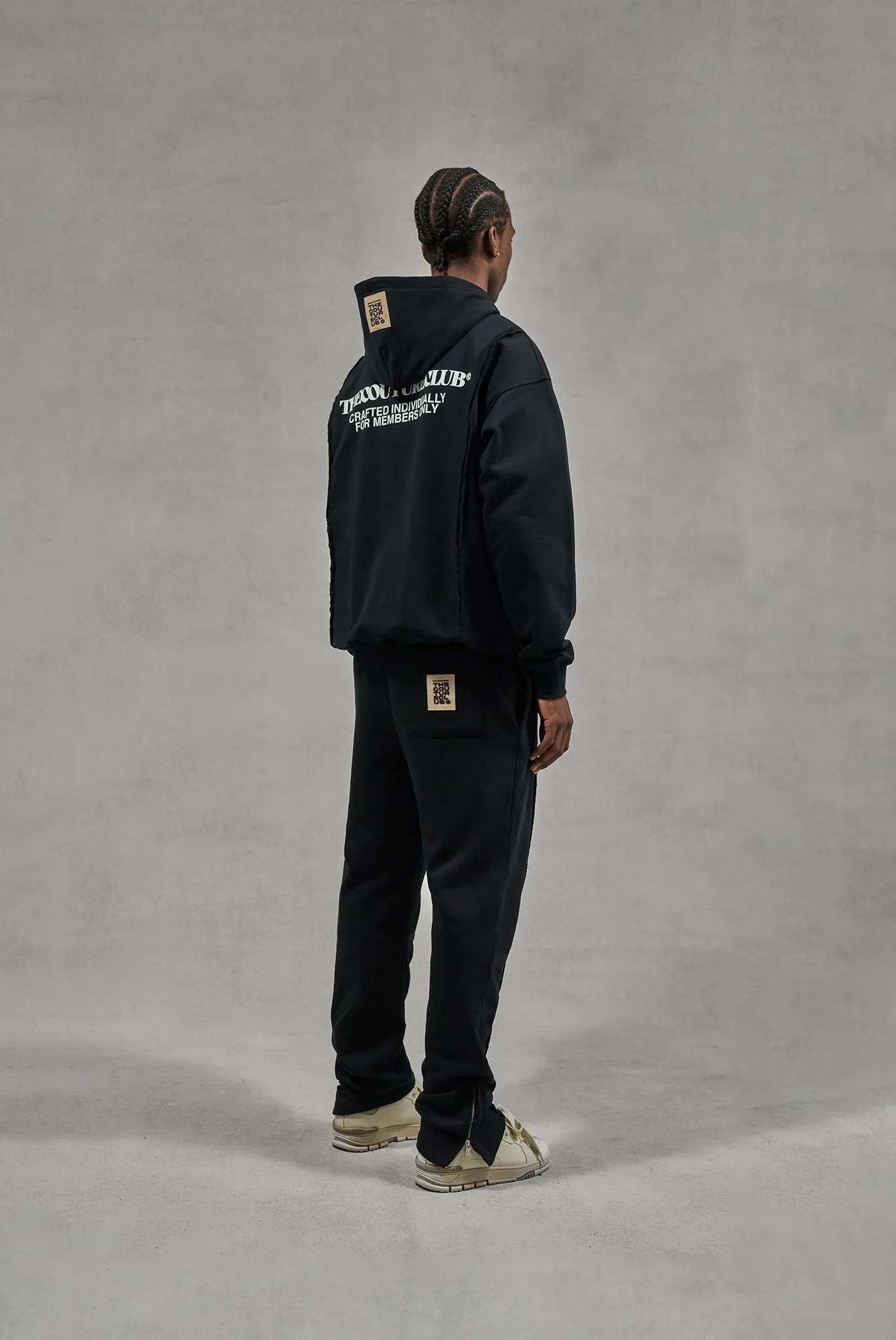 RAW SEAM QUARTER ZIP HOODIE - BLACK