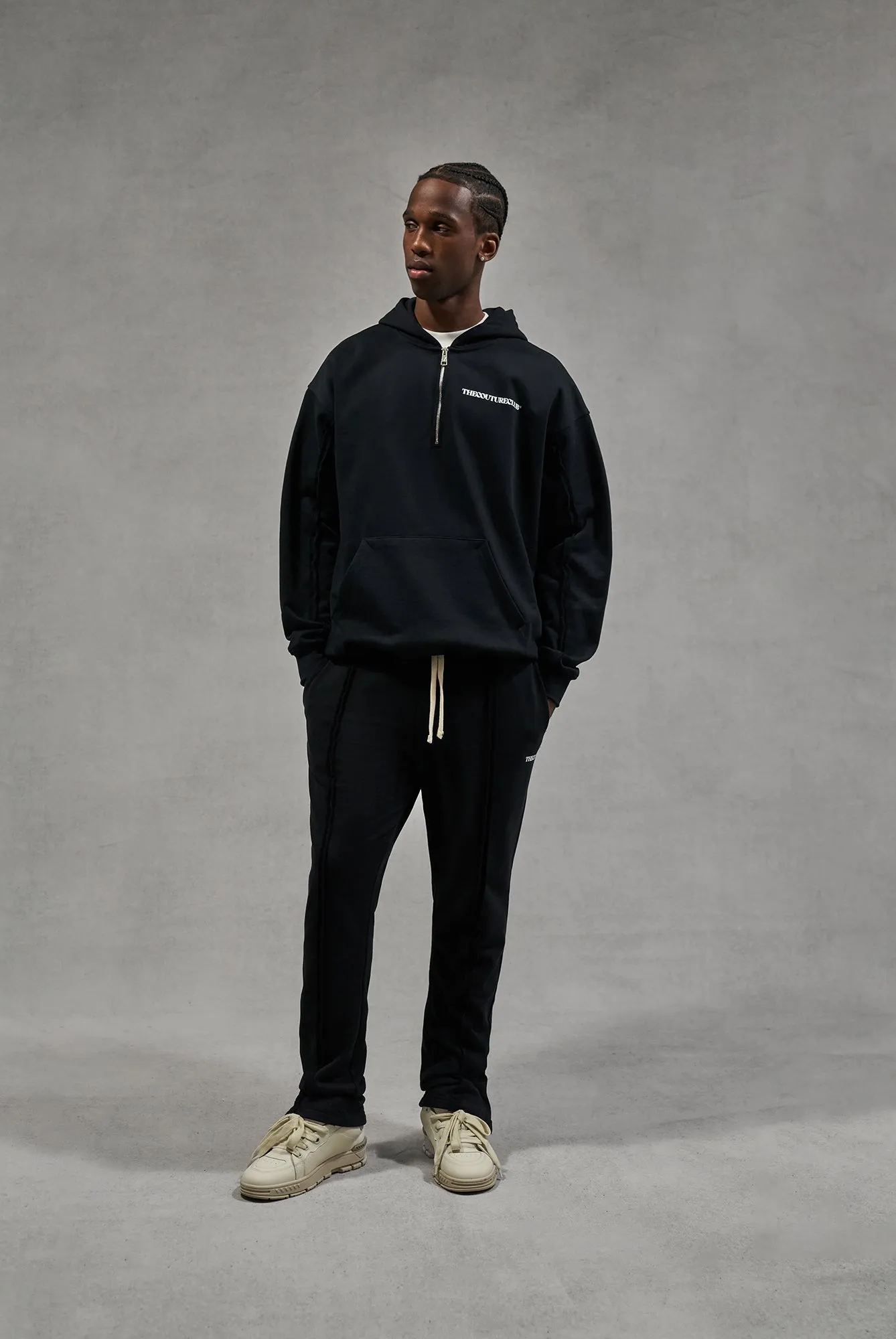 RAW SEAM QUARTER ZIP HOODIE - BLACK