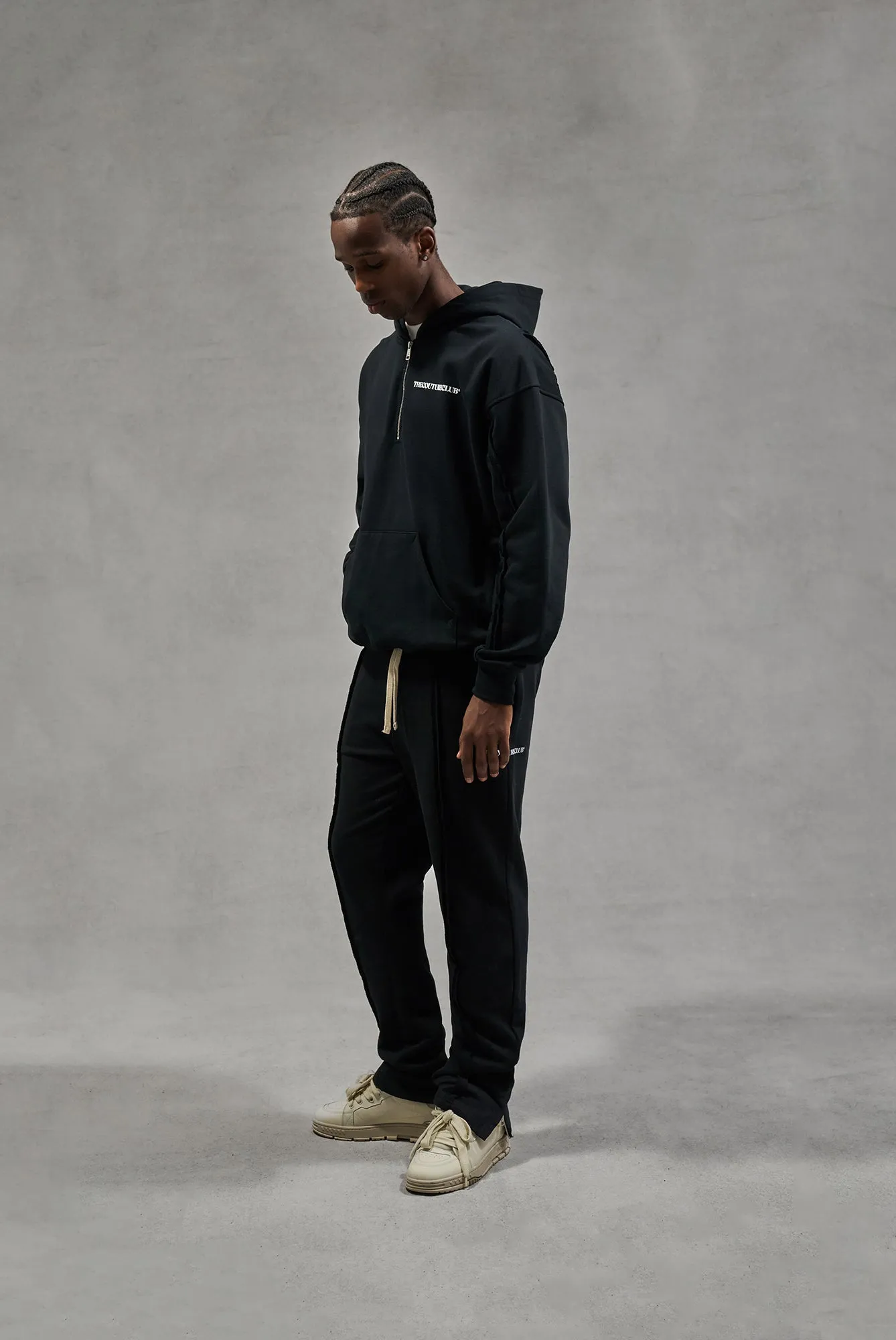 RAW SEAM QUARTER ZIP HOODIE - BLACK